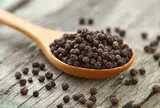 Giá tiêu hôm nay 18/5/2026: Ổn định trong nước, tăng nhẹ trên thế giới