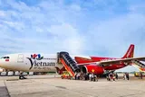 Áp lực giá dầu buộc các hãng hàng không điều chỉnh công suất