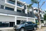 Người mua bất động sản đang đợi chờ “hàng ngộp” giá?