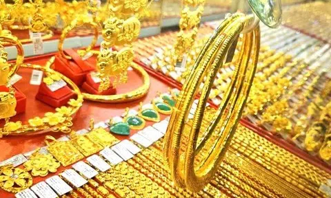 Giá vàng hôm nay 7/6/2025: Vàng trong nước ngược chiều với vàng thế giới
