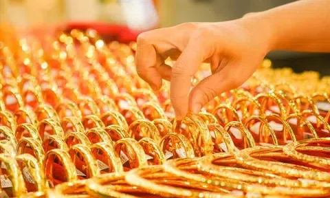 Đề xuất bắt buộc chuyển khoản với giao dịch vàng từ 20 triệu đồng trở lên