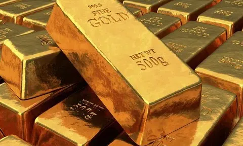 Giá vàng tăng sốc sau khi Thượng viện thông qua dự luật của ông Trump