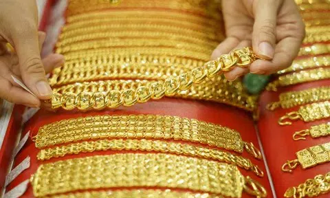 Giá vàng hôm nay 16/7/2025: Vàng nhẫn, vàng miếng đồng loạt giảm