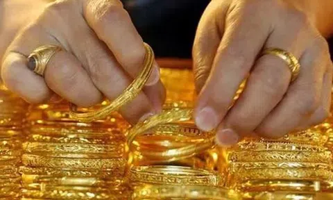 Chiều nay giá vàng nhẫn vọt tăng mạnh