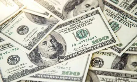 Tỷ giá USD hôm nay 18/7/2025: Đồng USD phục hồi mạnh mẽ