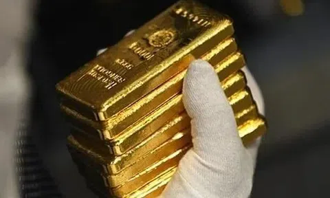 Giá vàng hôm nay 20/7/2025: Thế giới neo cao, trong nước vàng miếng SJC vượt mốc 121 triệu đồng/lượng