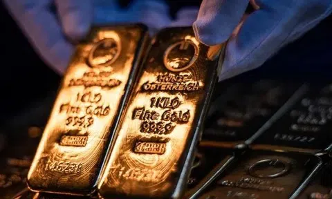 Giá vàng hôm nay 24/8/2025: Vàng miếng tăng mạnh kỷ lục