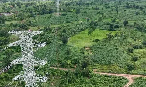 Tập đoàn T&T hoàn thành đường truyền tải điện xuyên biên giới, đưa điện từ Lào về Việt Nam