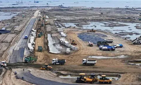 Tiến độ mới nhất tại siêu dự án đô thị 2.870 ha của Vingroup ở Cần Giờ: Sắp hoàn thành khâu san lấp