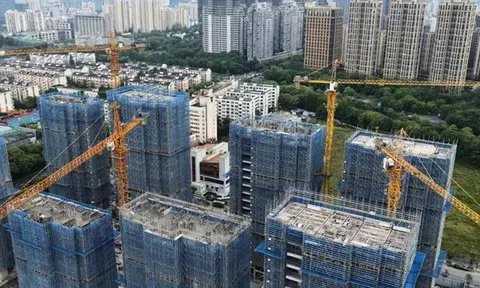 Tồn kho tăng cao, các “ông lớn” bất động sản ôm hàng chờ thời