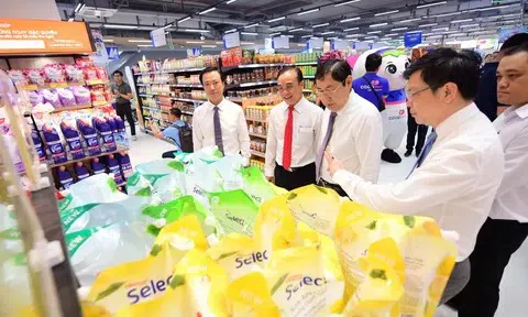 Saigon Co.op khai trương siêu thị Co.opmart thứ 3 tại TP.Hồ Chí Minh