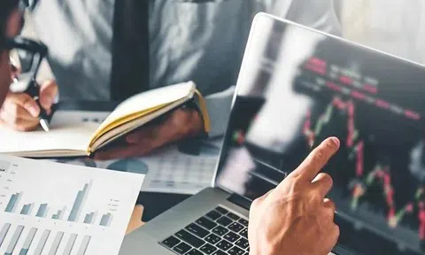 Thị trường điều chỉnh kéo dài, hiệu suất các quỹ đầu tư âm 2 tháng liên tiếp