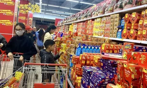 Khẩn trương phục hồi sau thiên tai, giữ nhịp tăng trưởng và thị trường Tết