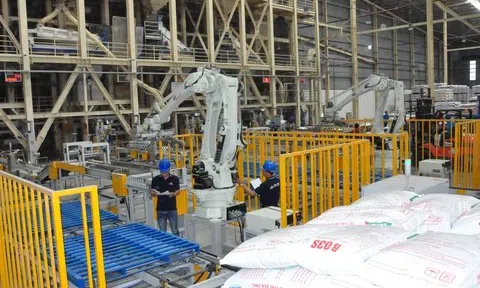 Hòa Phát thoái bớt vốn công ty nông nghiệp trước thềm niêm yết