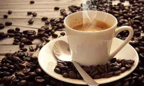 Giá cà phê hôm nay 12/2/2026: Cập nhật giá cà phê mới nhất trong nước, thế giới