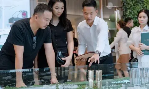 Không chỉ người mua nhà, doanh nghiệp địa ốc đối diện áp lực lớn trước việc lãi suất tăng