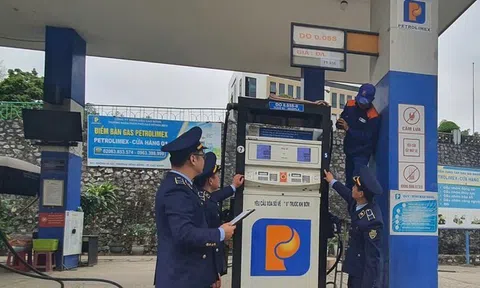 Bộ Công Thương sẽ xử lý nghiêm hành vi găm hàng, đẩy giá xăng dầu