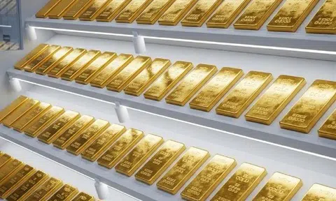 Vàng tiến sát 185 triệu đồng/lượng, bạc nhích lên