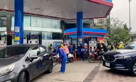 Giá xăng dầu hôm nay 10/3/2026: Dầu thô lao dốc mạnh, thị trường hạ nhiệt