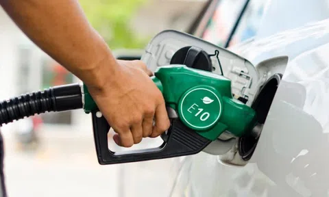 Đề xuất triển khai xăng sinh học E10 sớm hơn