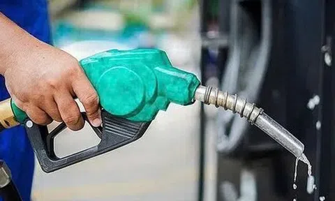 Giá xăng dầu hôm nay 19/3: Dầu thế giới tăng mạnh áp lực lên thị trường trong nước