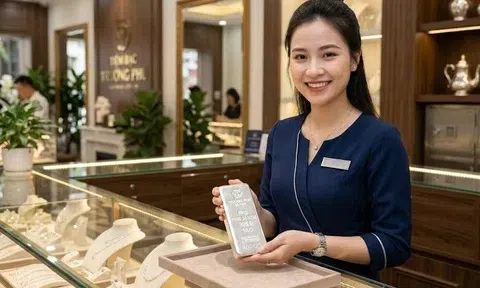 Giá bạc hôm nay 19/3: Giá bạc thế giới giảm sốc, trong nước về mức thấp nhất 1 tháng