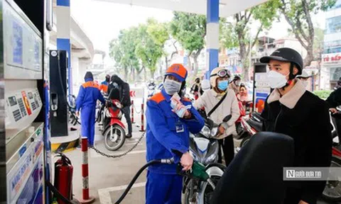 Quỹ bình ổn giá xăng dầu phát huy vai trò “giảm sốc” trước biến động toàn cầu