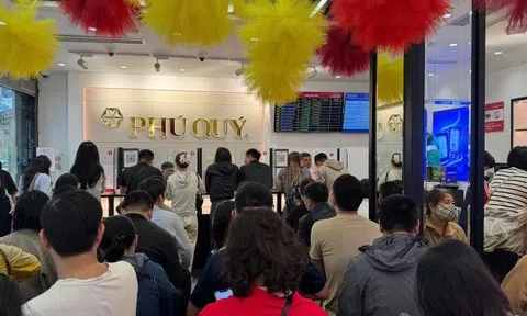 Giá vàng đảo chiều tăng 1,2 triệu đồng/lượng, bạc lao dốc