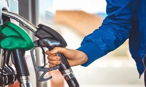 Giá xăng dầu hôm nay 28/3: Giá dầu thế giới tăng mạnh