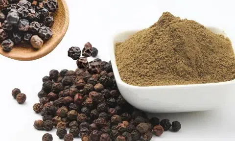 Giá tiêu hôm nay 4/4: Giữ mức giá cao