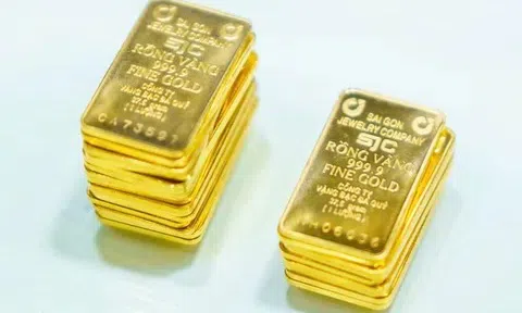 Giá vàng hôm nay 7/4: Giảm cả vàng miếng SJC, vàng nhẫn