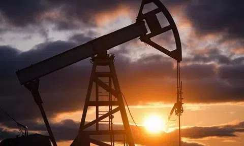 Giá xăng dầu hôm nay 9/4/2026: Cập nhật giá xăng dầu trong nước, quốc tế