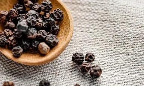 Giá tiêu hôm nay 11/4: Tăng nhẹ 500 đồng/kg