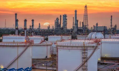 Giá xăng dầu hôm nay 15/4/2026: Cập nhật giá xăng dầu trong nước, thế giới