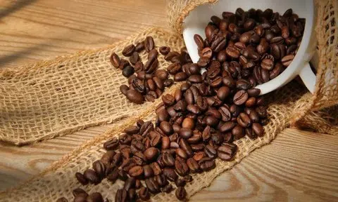 Giá cà phê hôm nay 18/4/2026: Quay đầu giảm, thị trường điều chỉnh sau chuỗi tăng