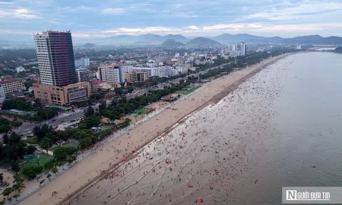 Cửa Lò gấp rút "thay áo mới" sẵn sàng đón khách mùa du lịch biển