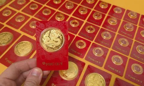 Giá vàng mất thêm nửa triệu đồng/lượng