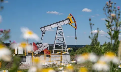 Giá xăng dầu hôm nay 27/4/2026: Cập nhật giá xăng dầu trong nước, quốc tế