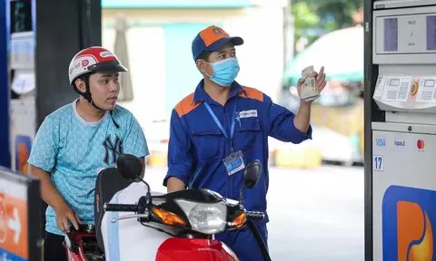 Ngừng đưa dầu hỏa vào danh mục công bố giá cơ sở xăng dầu từ ngày mai 29/4