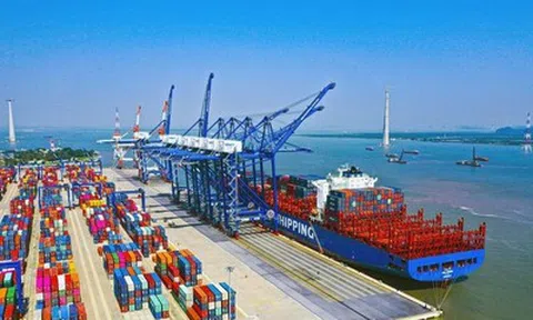 Ninh Bình: Kiên định quan điểm "doanh nghiệp là trung tâm phát triển"