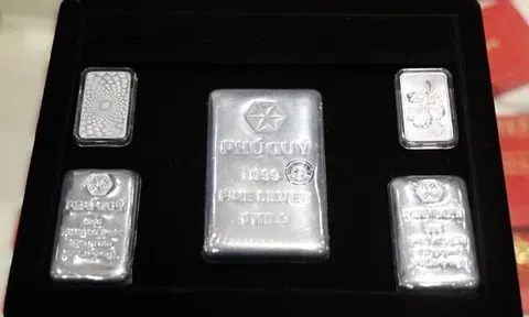 Giá bạc hôm nay 19/6/2026: Đồng loạt giảm mạnh, mất tới 4 triệu đồng/kg