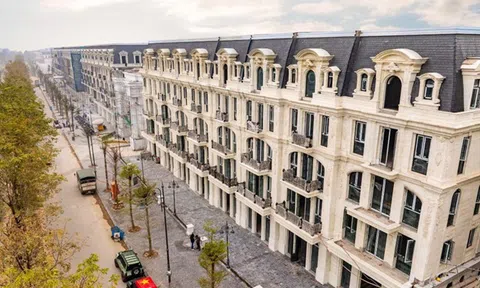 Giá nhà phố chạm ngưỡng 2 tỷ đồng/m2, Tây Hồ sẽ thành trung tâm mới của Hà Nội