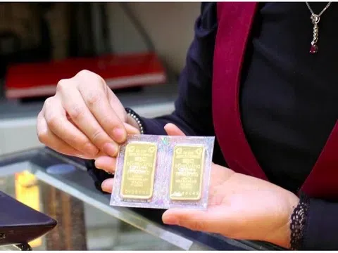 Giá vàng miếng tiếp tục giảm mạnh