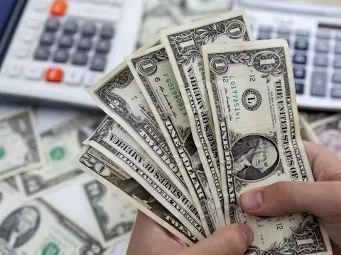 Tỷ giá USD hôm nay 3/7/2025: Đồng USD bật tăng so với các đồng tiền thuộc nhóm G10