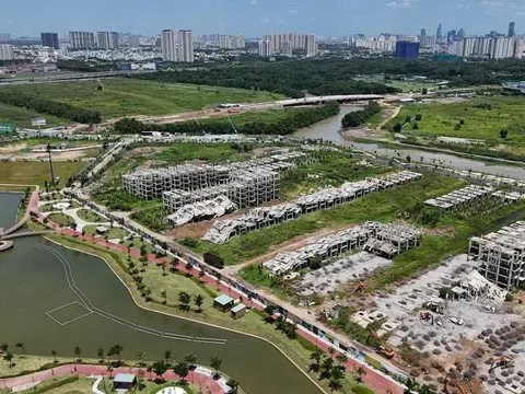 Dự án Sola - Đảo Ánh Dương của Masterise Homes phá dỡ để nâng cấp sau vài tháng ra mắt