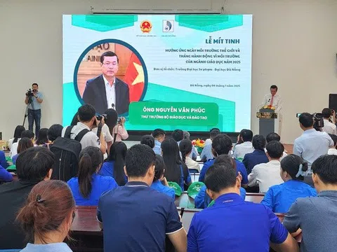 Thứ trưởng Bộ Giáo dục và Đào tạo: Đưa giáo dục môi trường thành nội dung xuyên suốt trong nhà trường