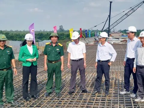 Tập trung tăng tốc thi công cao tốc Cao Lãnh - An Hữu