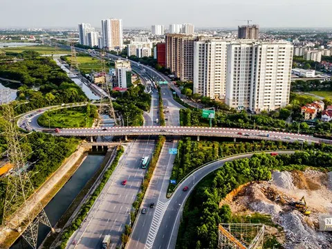 Thủ tướng lập 8 tổ công tác gỡ vướng đầu tư công