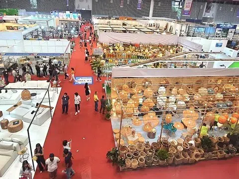 CANTHO Construction Trade Show 2025: Hướng đến chuyển đổi xanh và phát triển bền vững ngành công nghiệp xây dựng và nội thất vùng ĐBSCL