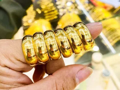 Giá vàng SJC tăng nhẹ